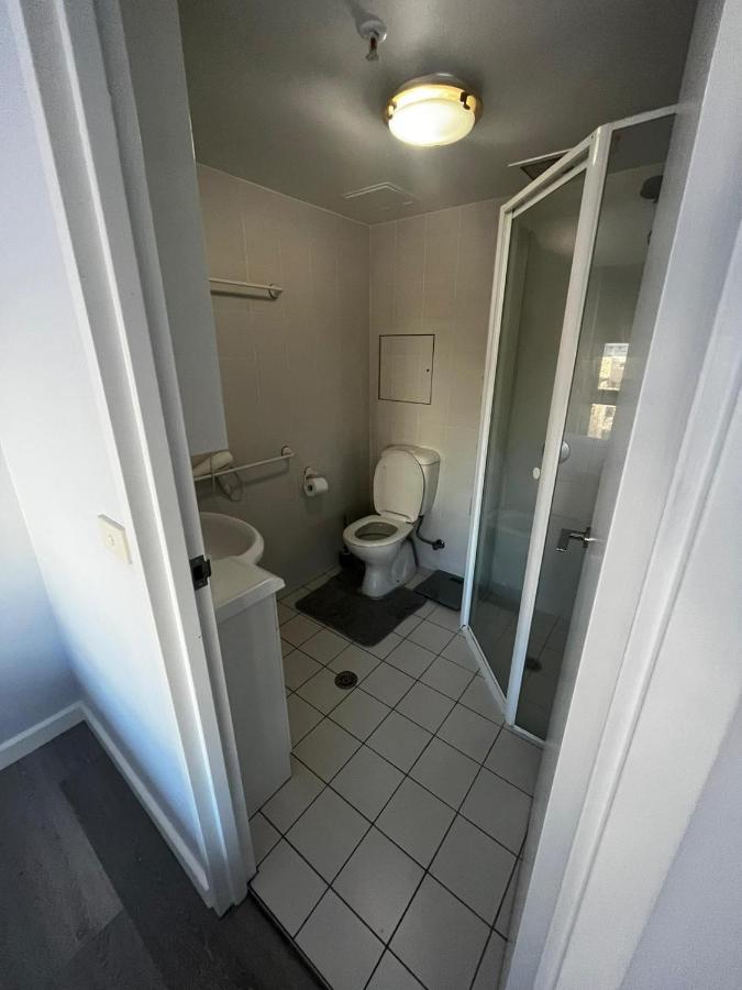 Private Room With Ensuite In The Cbd Canberra Exterior photo